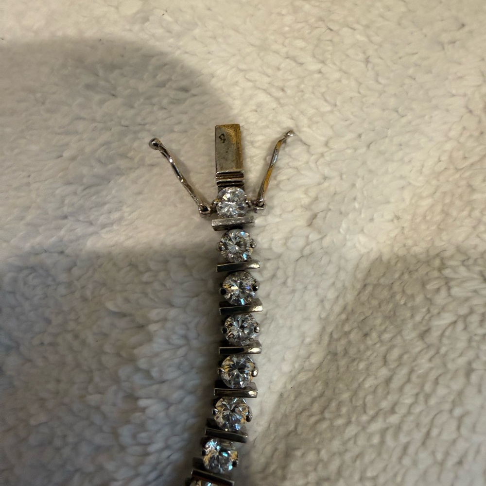 Nordstrom Sterling Silver Tennis Bracelet with Cubic Zirconia- Women's Jewelry - Picture 4 of 8
